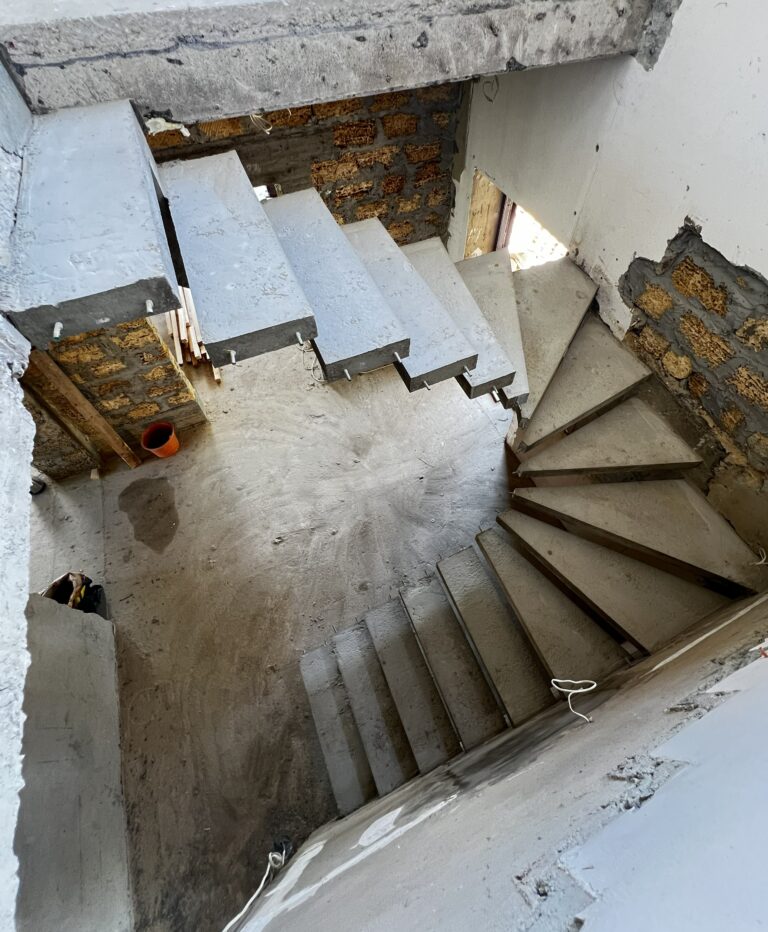 Галерея
